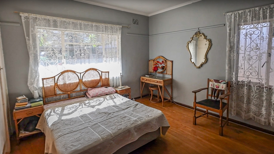 4 Bedroom Property for Sale in Avondale Western Cape